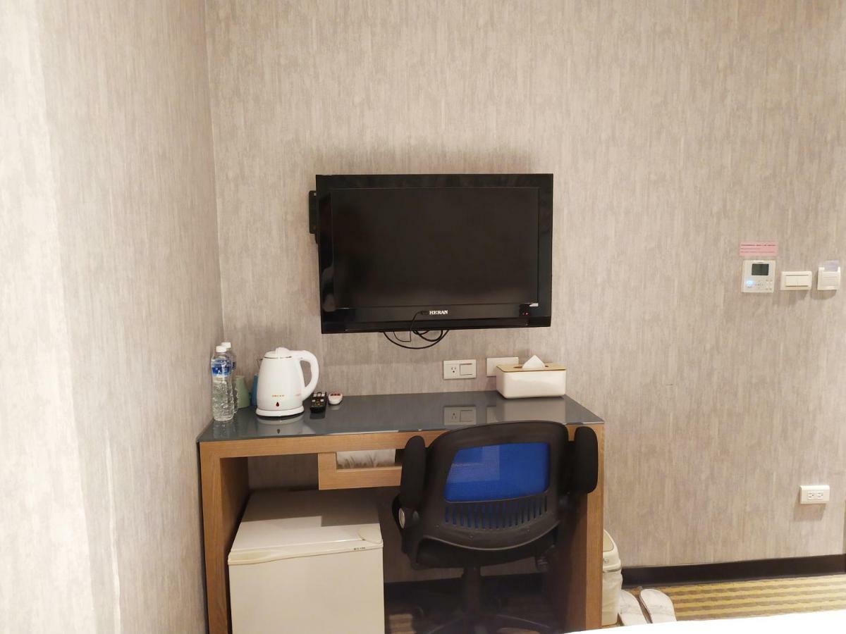 טאיפיי Red 13 Apartment מראה חיצוני תמונה